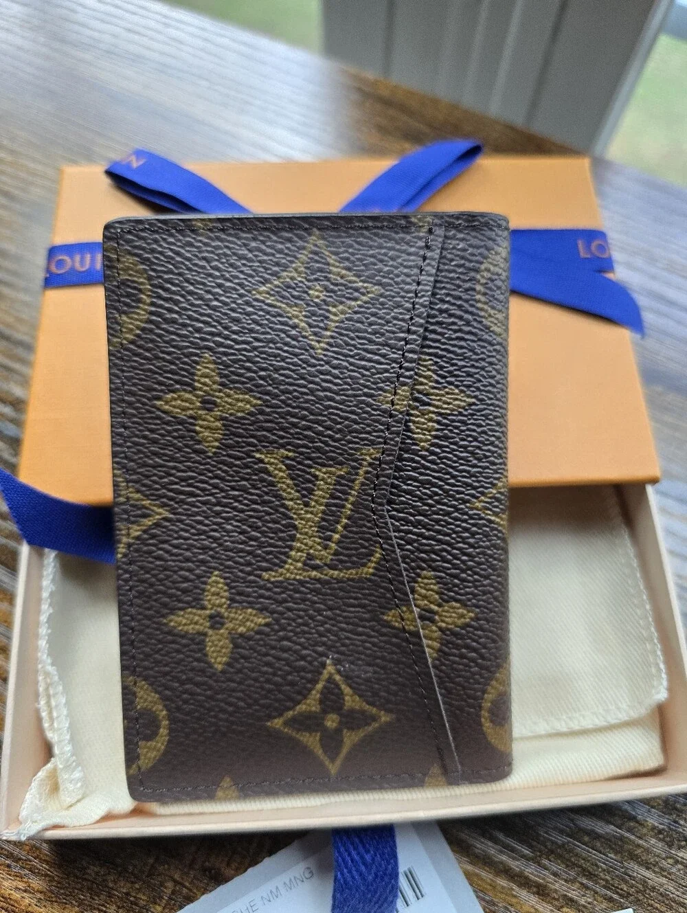 Louis Vuitton Pocket Organizer- Full Inclusion